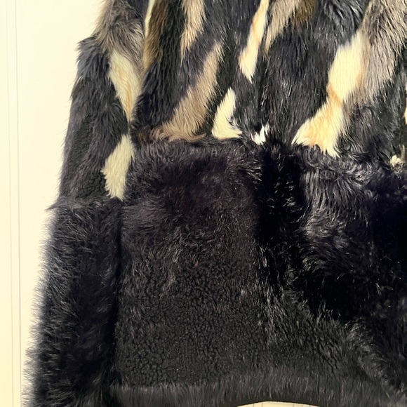 Rock n Roll Sosken faux fur jacket - Picture 3 of 5